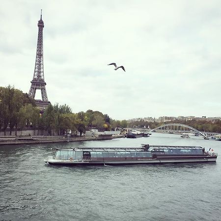 شقة Eiffel Tower Champs De Mars باريس المظهر الخارجي الصورة
